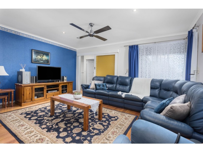 109 Casey Drive, Lalor VIC 3075