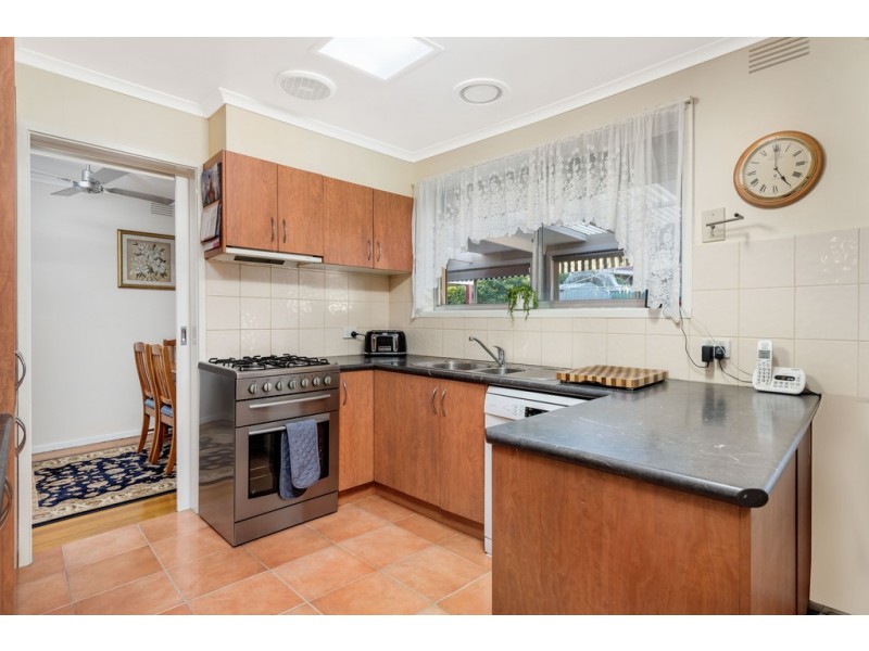 109 Casey Drive, Lalor VIC 3075