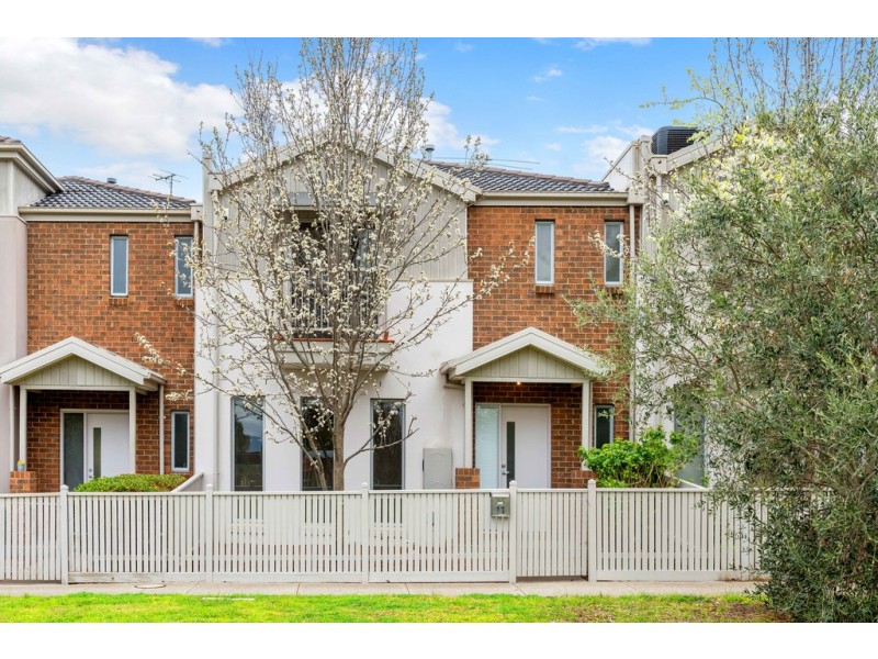 11 Newland Walk, Mernda VIC 3754