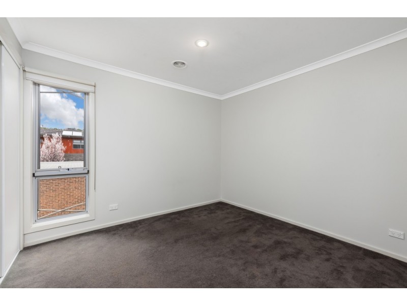 11 Newland Walk, Mernda VIC 3754