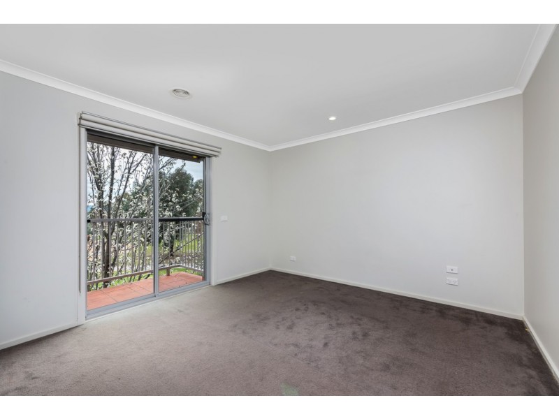11 Newland Walk, Mernda VIC 3754