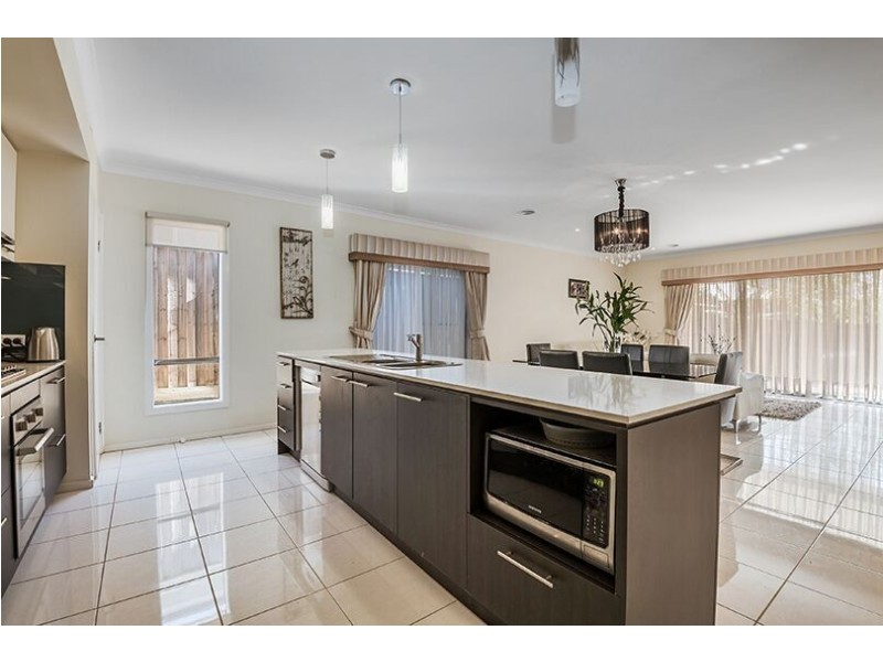 19 Queens Gardens, Bundoora VIC 3083