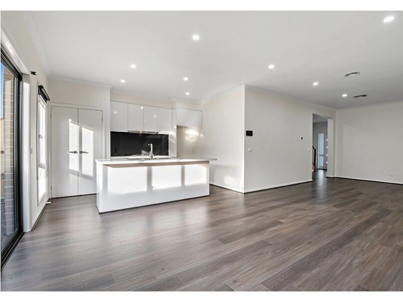 22 Mossfield Rise, Epping VIC 3076