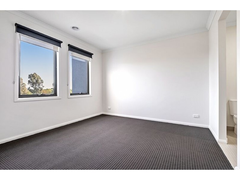 22 Mossfield Rise, Epping VIC 3076