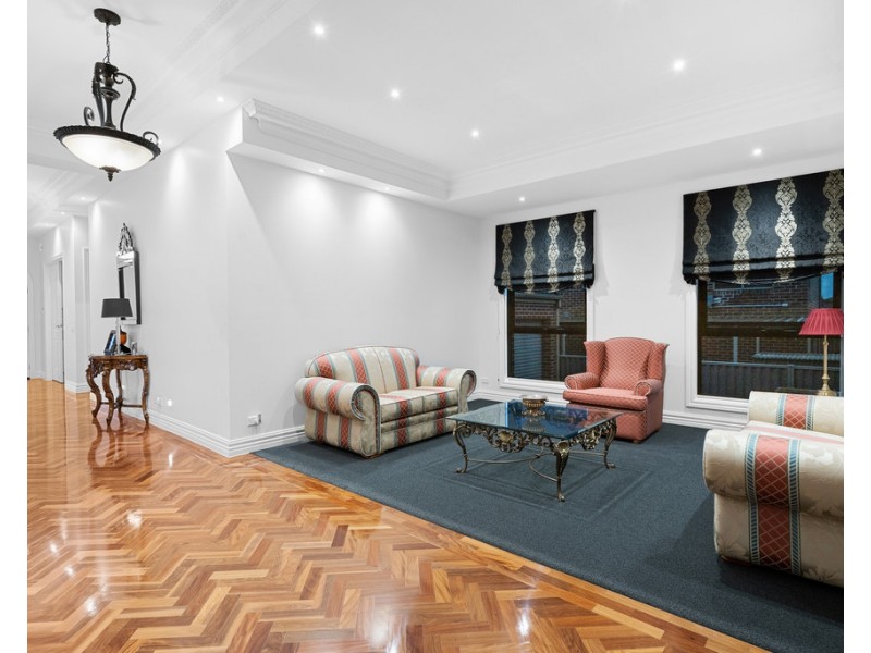 52 Hughes Circuit, Bundoora VIC 3083