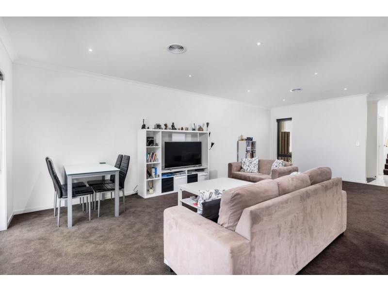 19 Greenwich Crescent, Bundoora VIC 3083