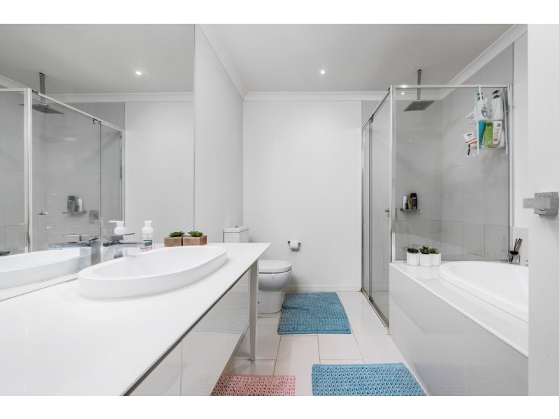 19 Greenwich Crescent, Bundoora VIC 3083