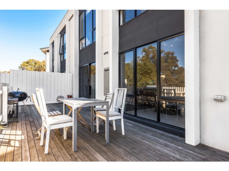 19 Greenwich Crescent, Bundoora VIC 3083