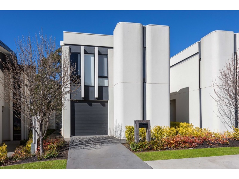 19 Greenwich Crescent, Bundoora VIC 3083