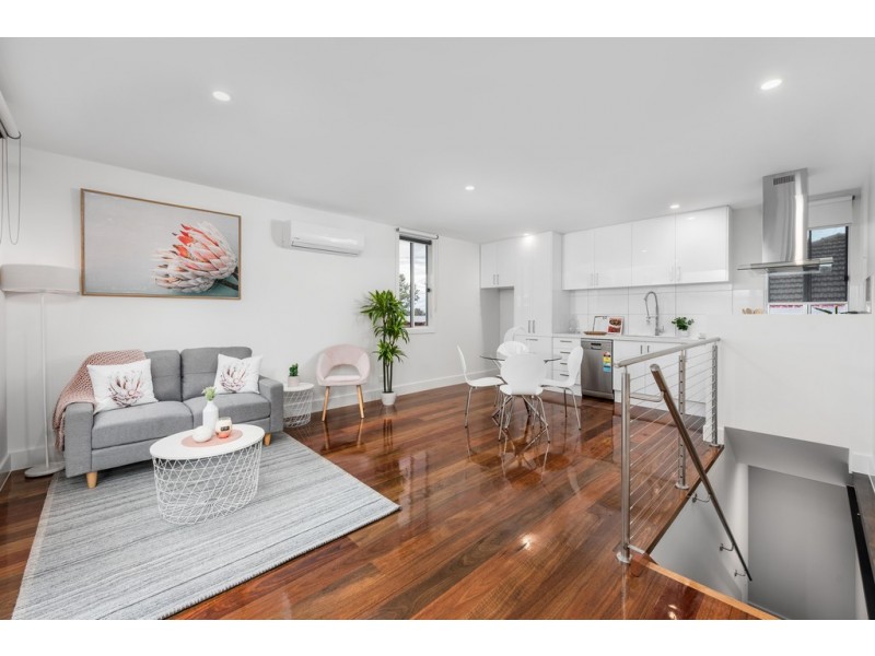 1/13 Erskine Avenue, Reservoir VIC 3073