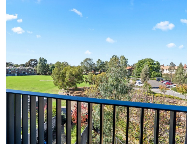 42 Zenith Rise, Bundoora VIC 3083