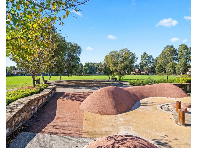 42 Zenith Rise, Bundoora VIC 3083