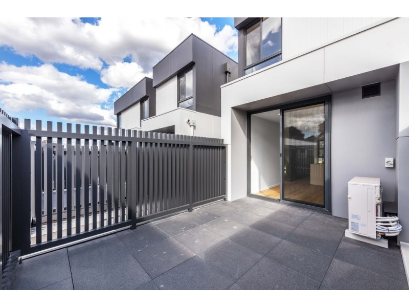 18 Nova Circuit, Bundoora VIC 3083