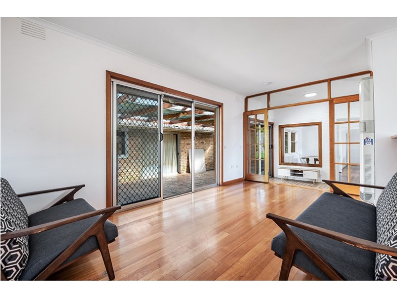 2 Clunes Street, Kingsbury VIC 3083