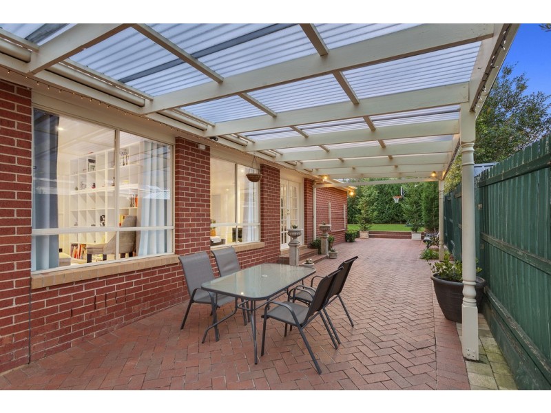 5 Stringybark Place, South Morang VIC 3752