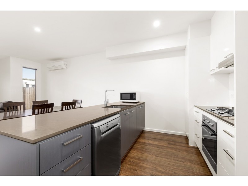 8 Stellar Place, Bundoora VIC 3083