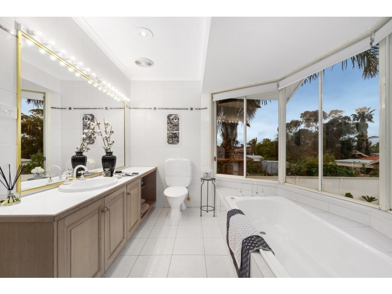 96 Copernicus Way, Keilor Downs VIC 3038