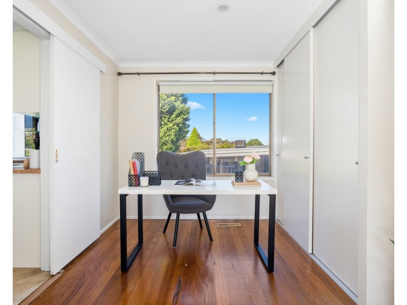 14 Blackman Avenue, Mill Park VIC 3082