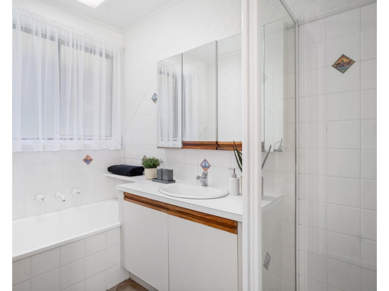 14 Blackman Avenue, Mill Park VIC 3082