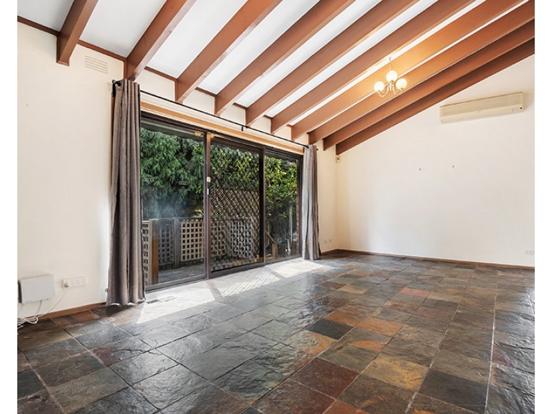 1 Wright Court, Mill Park VIC 3082