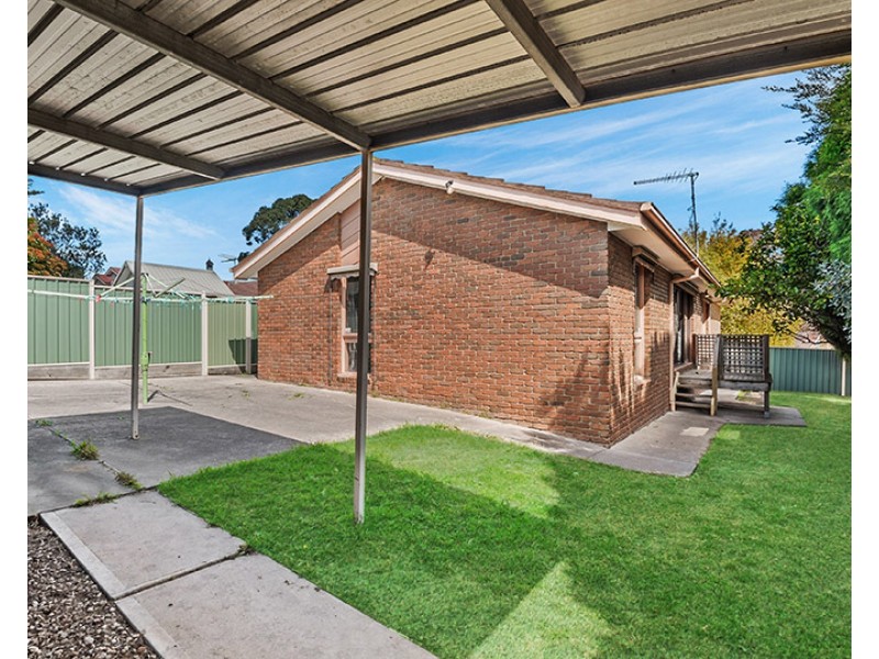 1 Wright Court, Mill Park VIC 3082