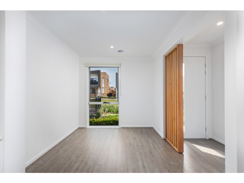 100 Camera Walk, Coburg North VIC 3058