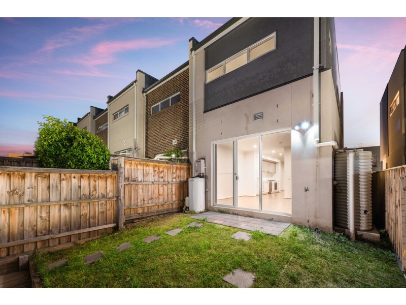 100 Camera Walk, Coburg North VIC 3058