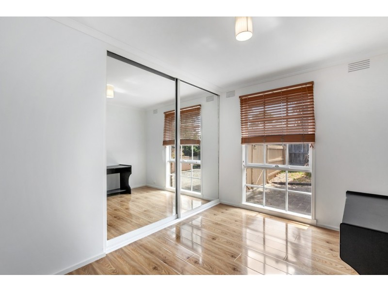 10 Wenden Road, Mill Park VIC 3082