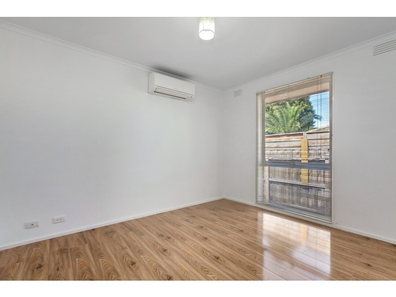 10 Wenden Road, Mill Park VIC 3082