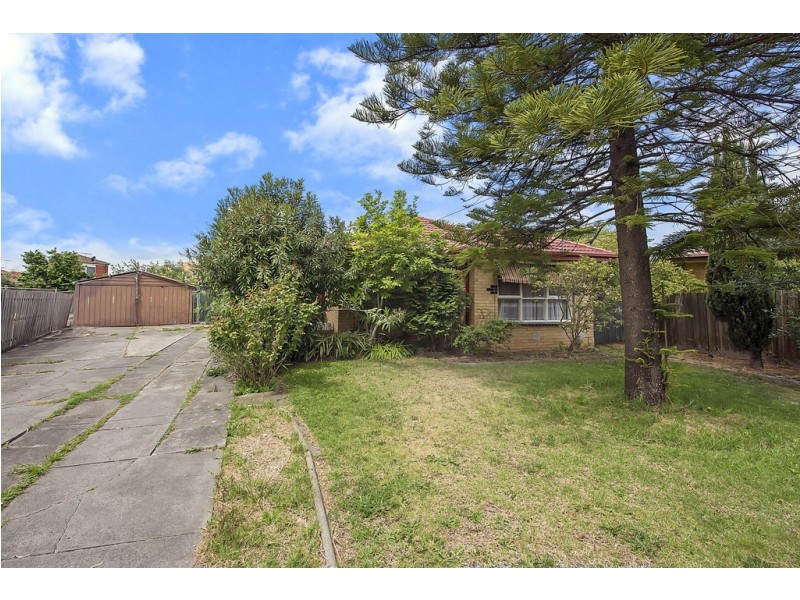 9 St Johns Court, Reservoir VIC 3073