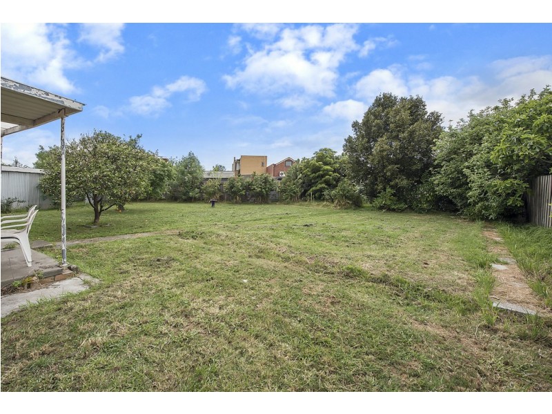 9 St Johns Court, Reservoir VIC 3073