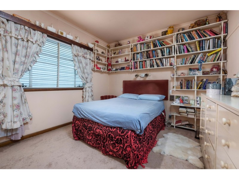 30 Station Road, Rosanna VIC 3084