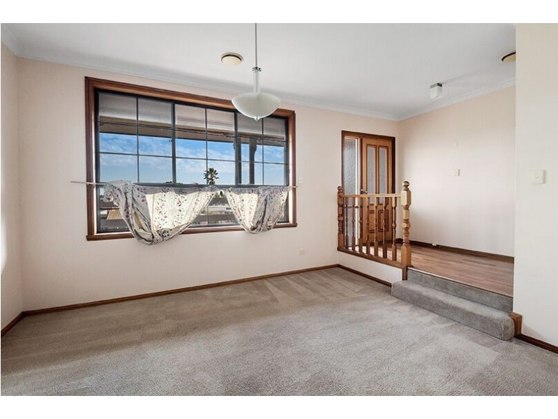 14 Cunningham Drive, Mill Park VIC 3082