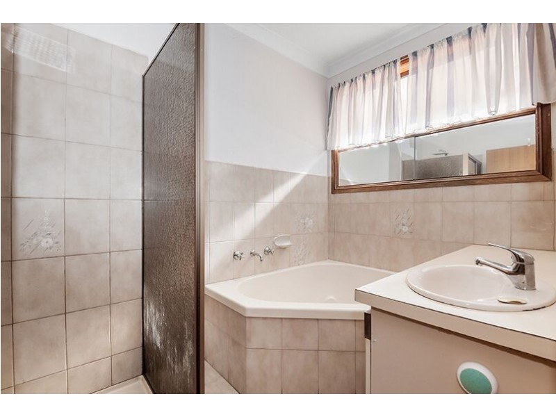 14 Cunningham Drive, Mill Park VIC 3082