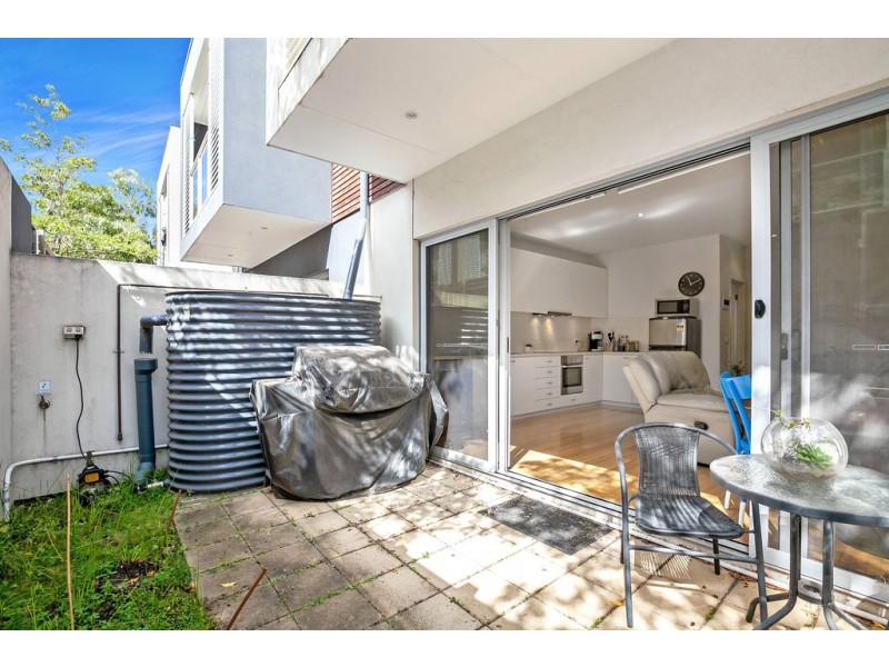 6 Poinsettia Court, Bundoora VIC 3083