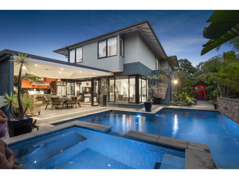 12 Grand Avenue, Macleod VIC 3085