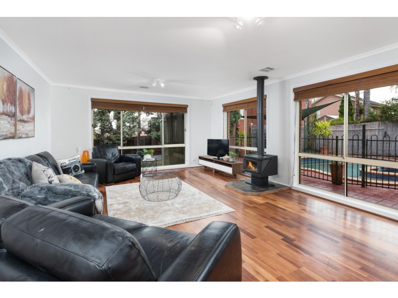 11 Timberglades Drive, Bundoora VIC 3083