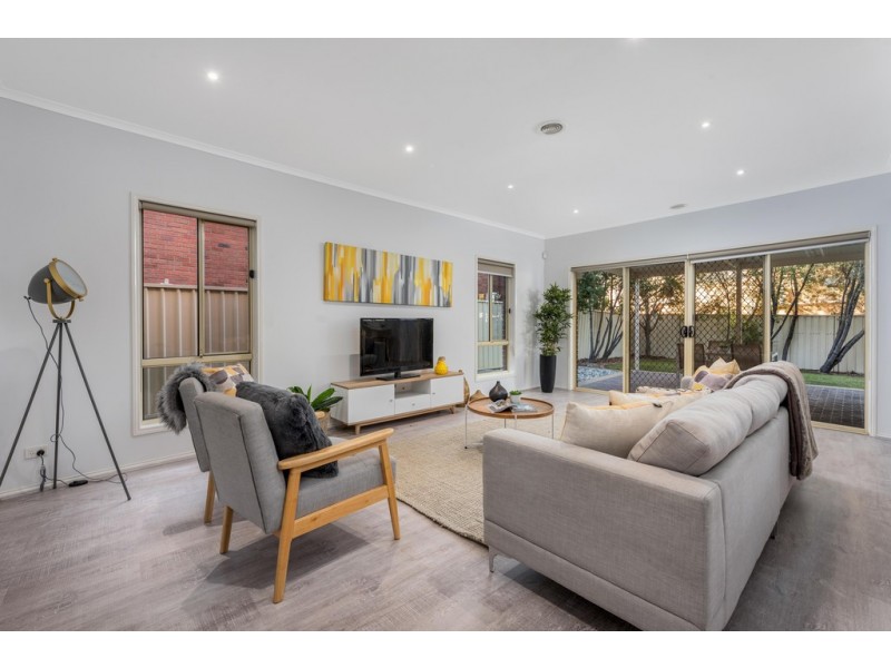 18 Sugar Gum Drive, Bundoora VIC 3083