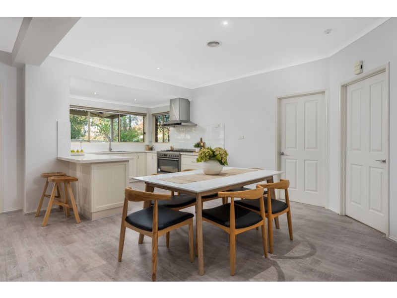 18 Sugar Gum Drive, Bundoora VIC 3083