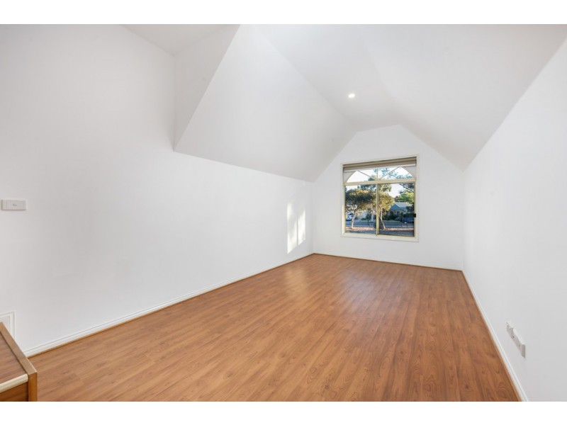 18 Sugar Gum Drive, Bundoora VIC 3083