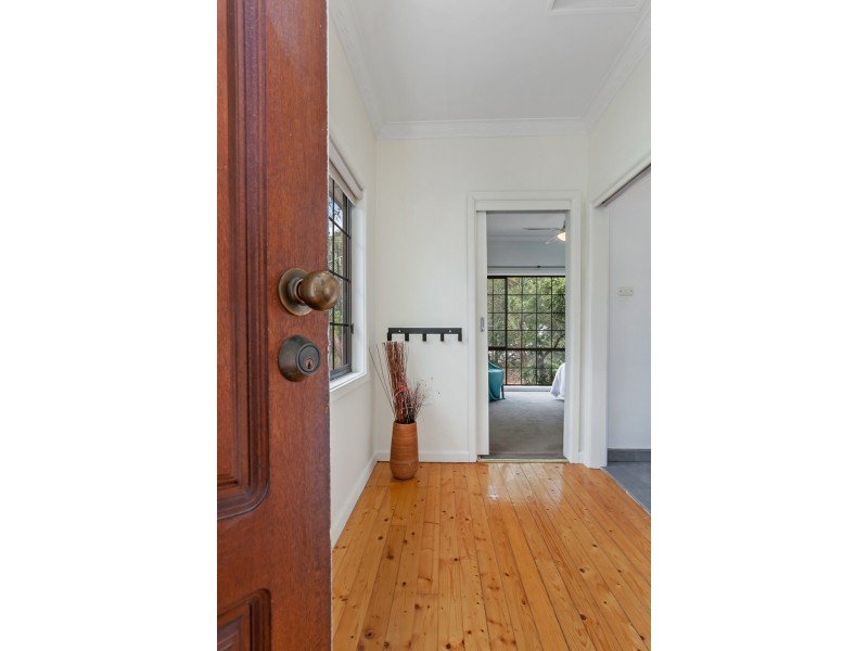 90 Scott Grove, Kingsbury VIC 3083