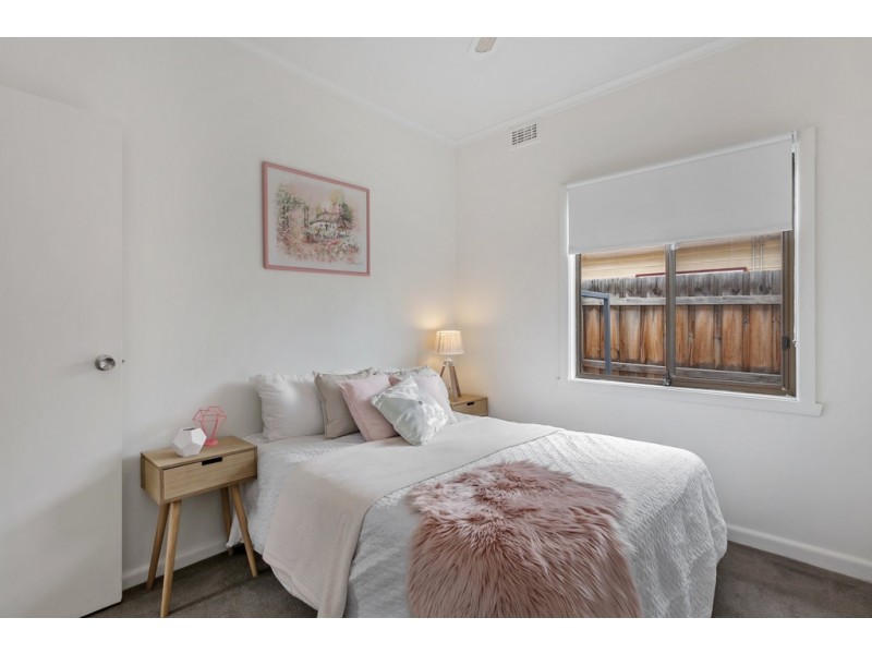 90 Scott Grove, Kingsbury VIC 3083