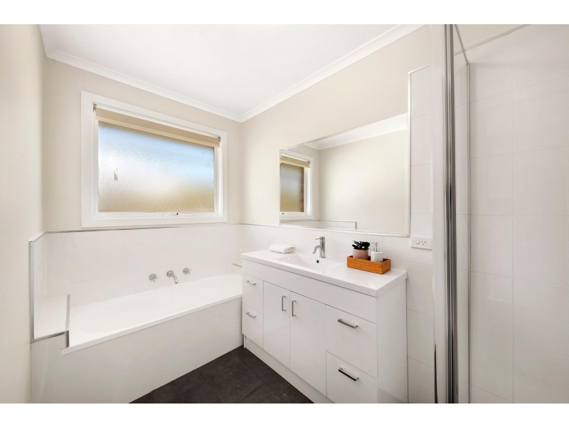 49 Josef Avenue, Bundoora VIC 3083
