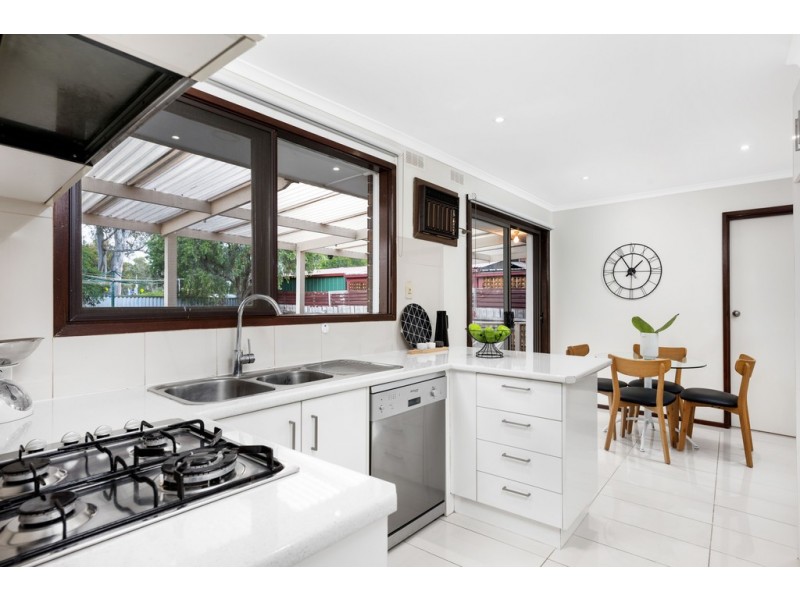 76 Mill Park Drive, Mill Park VIC 3082