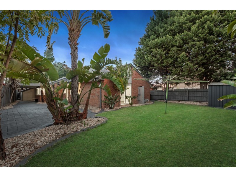 150 Centenary Drive, Mill Park VIC 3082