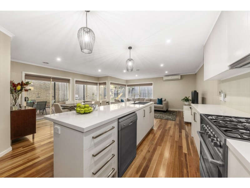 6 Timberglades Drive, Bundoora VIC 3083