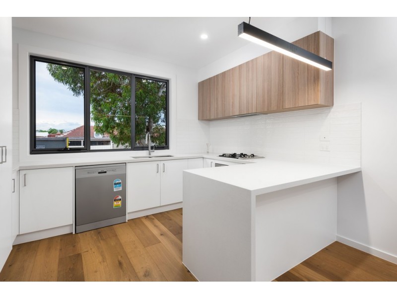 12 Elizabeth Grove, Bundoora VIC 3083