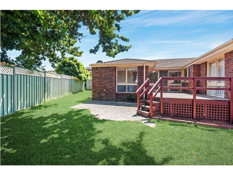 9 Blackman Avenue, Mill Park VIC 3082