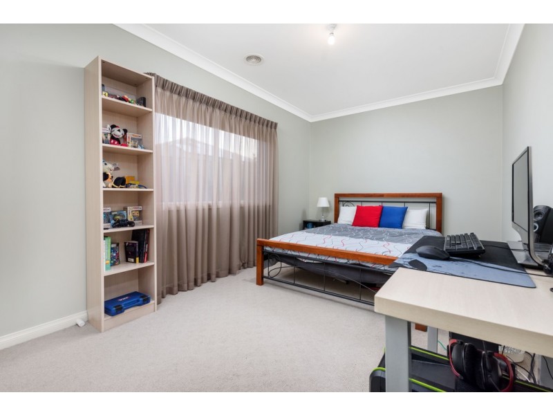 61 Riverdale Boulevard, Mernda VIC 3754