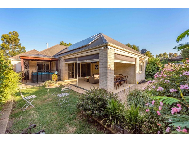 61 Riverdale Boulevard, Mernda VIC 3754
